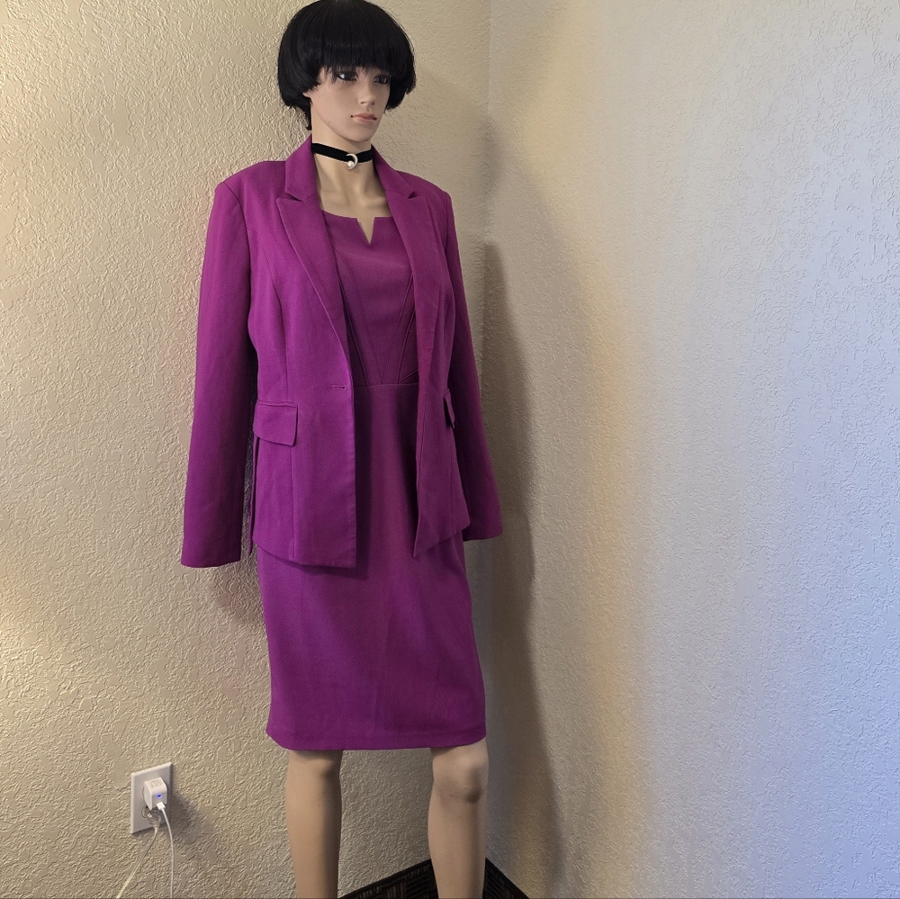 Le Chateau Purple Blazer Classic Notched Lapel Structured